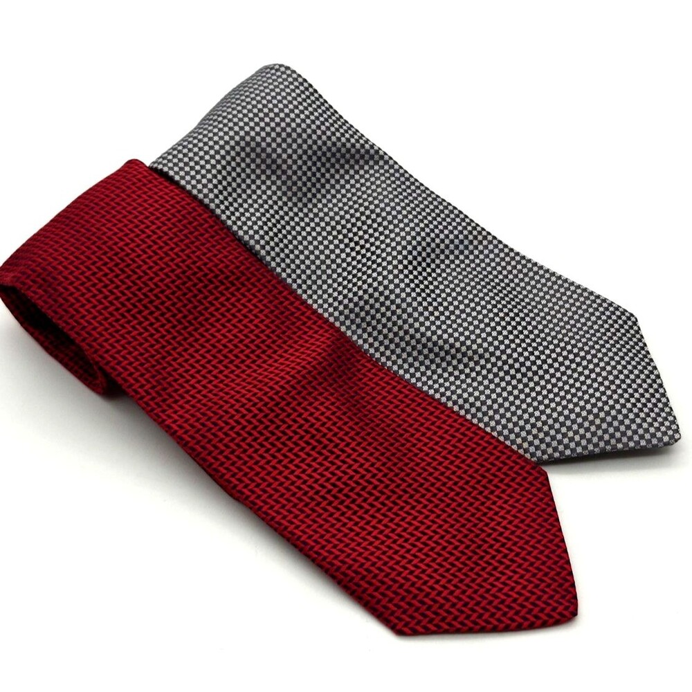 LKNW Lot of 2 Hart Schaffner Marx Silk Ties Red Grey Black